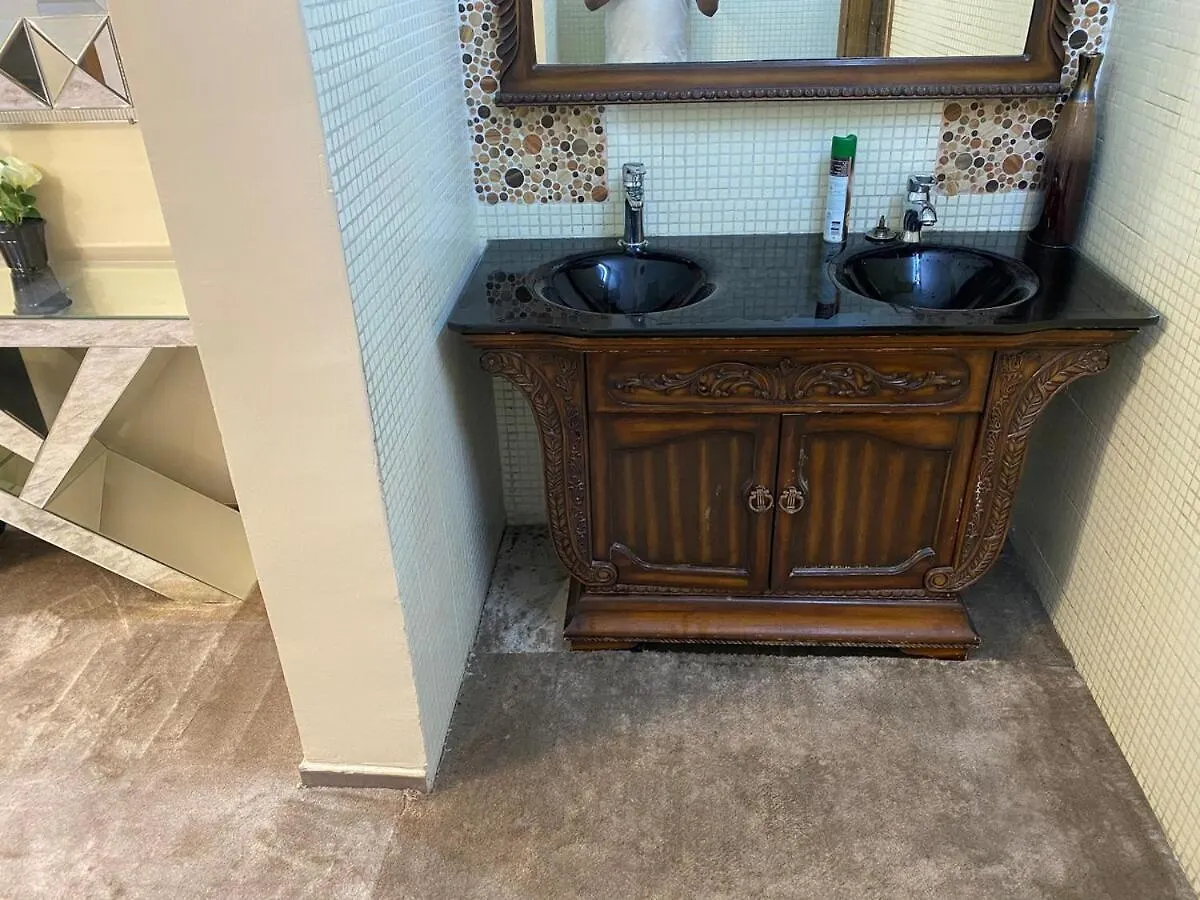 9 Beds Makkah Apartment Mecca Saudi Arabia