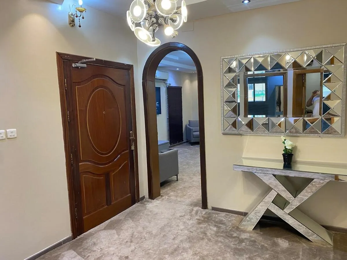 9 Beds Makkah Apartment Mecca 0*,
